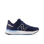 Boy's Trainers New Balance Juniors 880v12 Lace up Casual in Blue