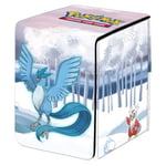 Gallery Series Frosted Forest Alcove Flip Deck Box Deck Box, Pokemon - Kortspill fra Outland