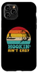 Coque pour iPhone 11 Pro hookin' ain't easy vintage fisherman funny fishing dad