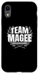 Coque pour iPhone XR L'équipe Magee est fière d'être membre de la famille Magee