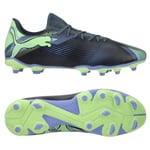 PUMA Future 7 Play FG/AG Lights Out - Blå/Lila/Grön/PUMA White, storlek 46½