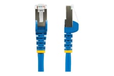 StarTech.com 7.5m CAT6a Ethernet Cable - Blue - Low Smoke Zero Halogen (LSZH) - 10GbE 500MHz 100W PoE++ Snagless RJ-45 w/Strain Reliefs S/FTP Network Patch Cord - patchkabel - 7.5 m - blå