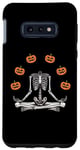 Coque pour Galaxy S10e Squelette de jonglage Halloween Yoga avec lanternes Jack O'