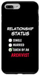 Coque pour iPhone 7 Plus/8 Plus Statut de la relation archiviste, citation amusante d'archiviste