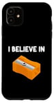 Coque pour iPhone 11 I Believe in Taille-crayons manuel rotatif Pointe graphite