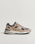New Balance Made in UK 991v2 Sneakers Cement