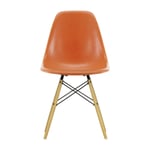 Vitra Eames Fiberglass Chairs DSW stol red orange, lönnben