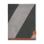 Mette Ditmer Diagonal handduk Dark olive, 70x133 cm