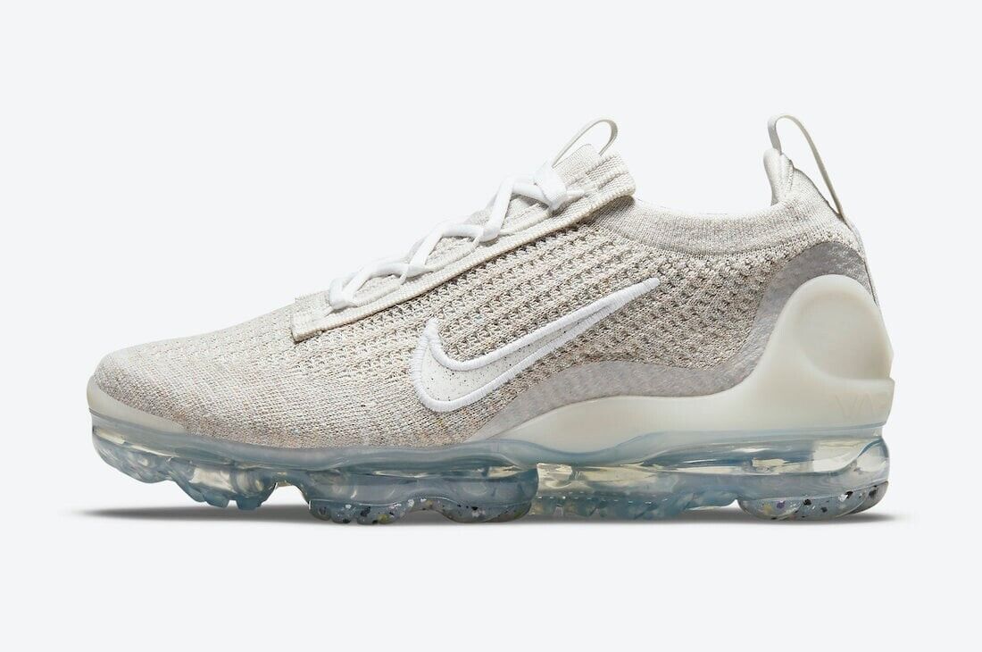 all white vapor max men