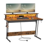 VASAGLE Bureau Gaming avec LED et Multiprise, Table Gamer, Bureau Informatique avec Rehausseur d’Écran, pour 2 Ordinateurs, pour Chambre, 55 x 135 x 76 cm, Marron Rustique LWD117K01
